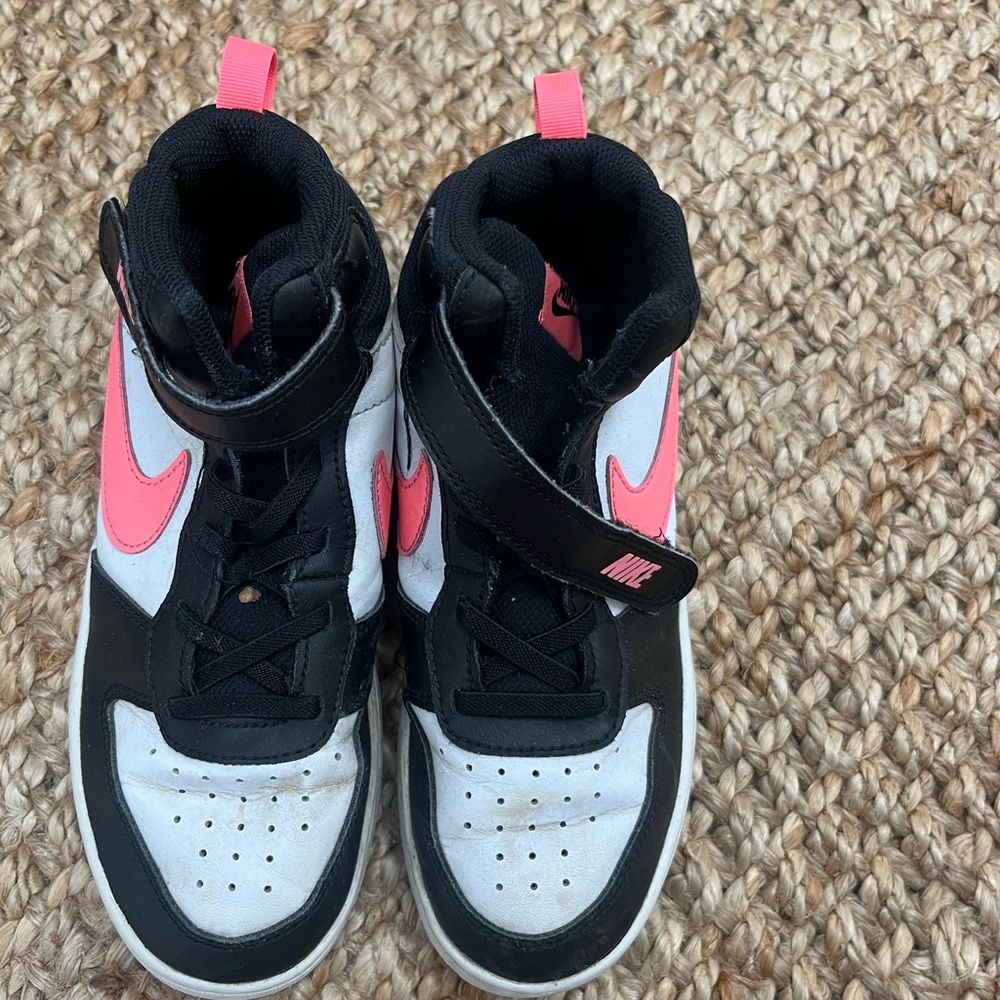 Nike Kids Black and Pink Sneakers